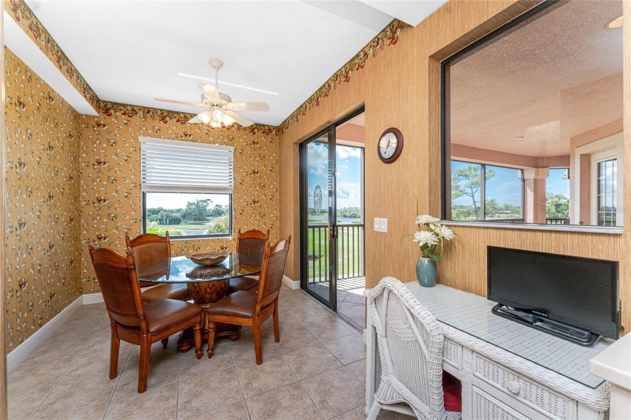 24351 Baltic Ave, Unit 203, Punta Gorda, FL 33955 Photo