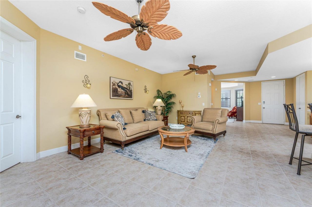 24351 Baltic Ave, Unit 203, Punta Gorda, FL 33955 Photo