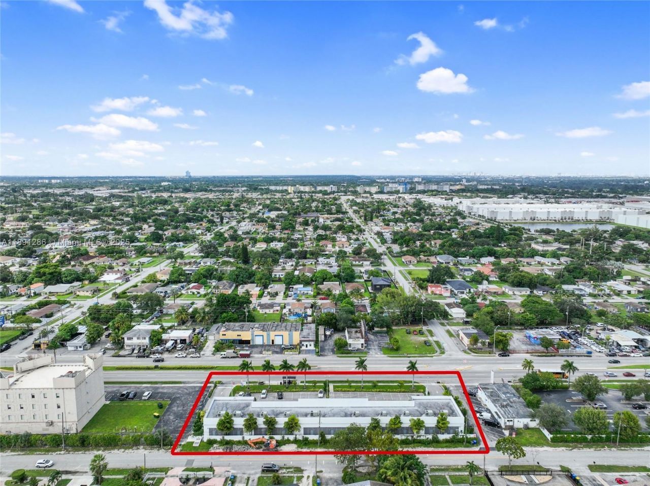 4250 W Hallandale Beach Blvd, Pembroke Park, FL 33023 Photo