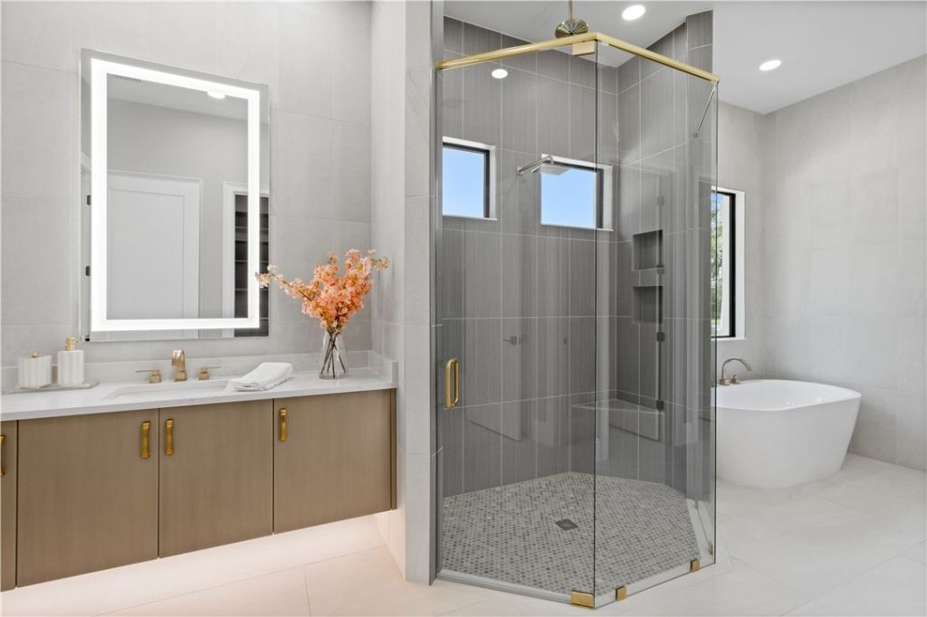 9241 Seaglass Court, Vero Beach, FL 32963 Photo