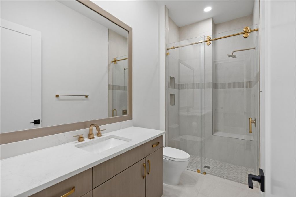 9241 Seaglass Court, Vero Beach, FL 32963 Photo
