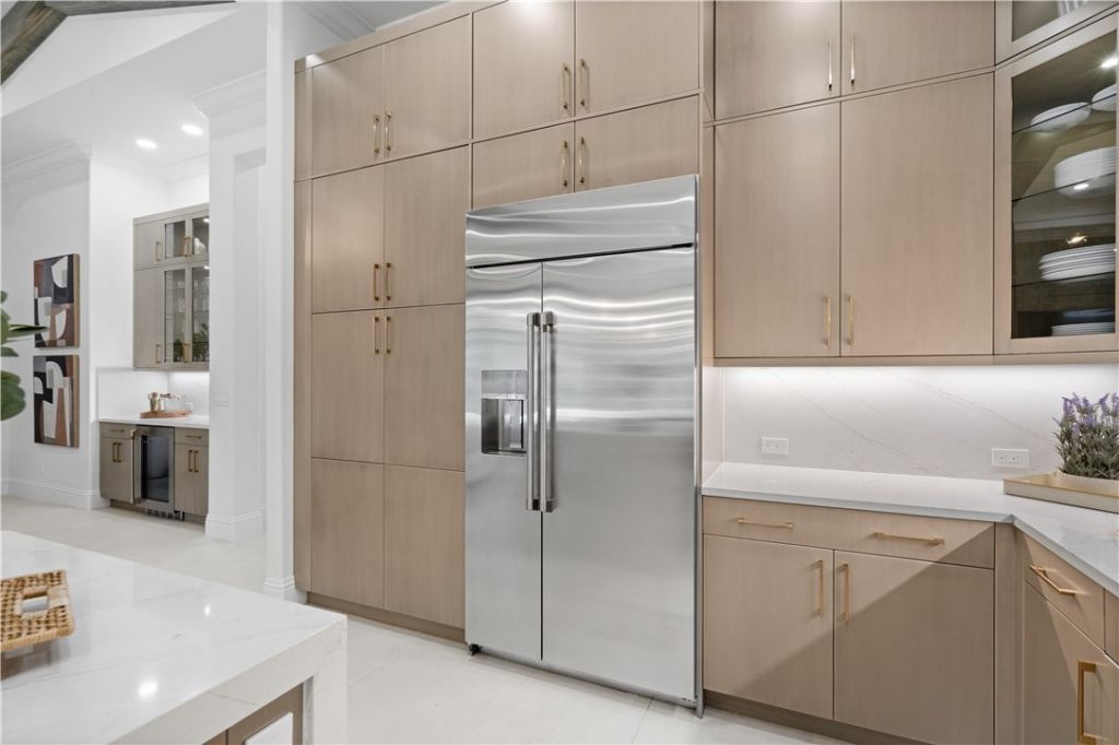 9241 Seaglass Court, Vero Beach, FL 32963 Photo