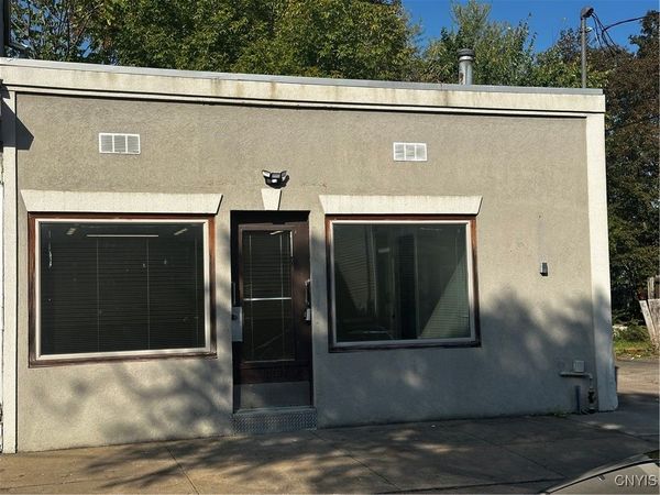 1014 Whitesboro Street, Utica, NY 13502