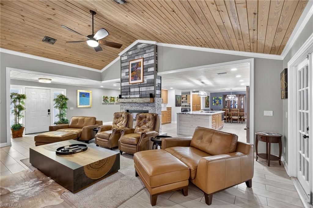 1549 Braeburn Rd, Fort Myers, FL 33919 Photo