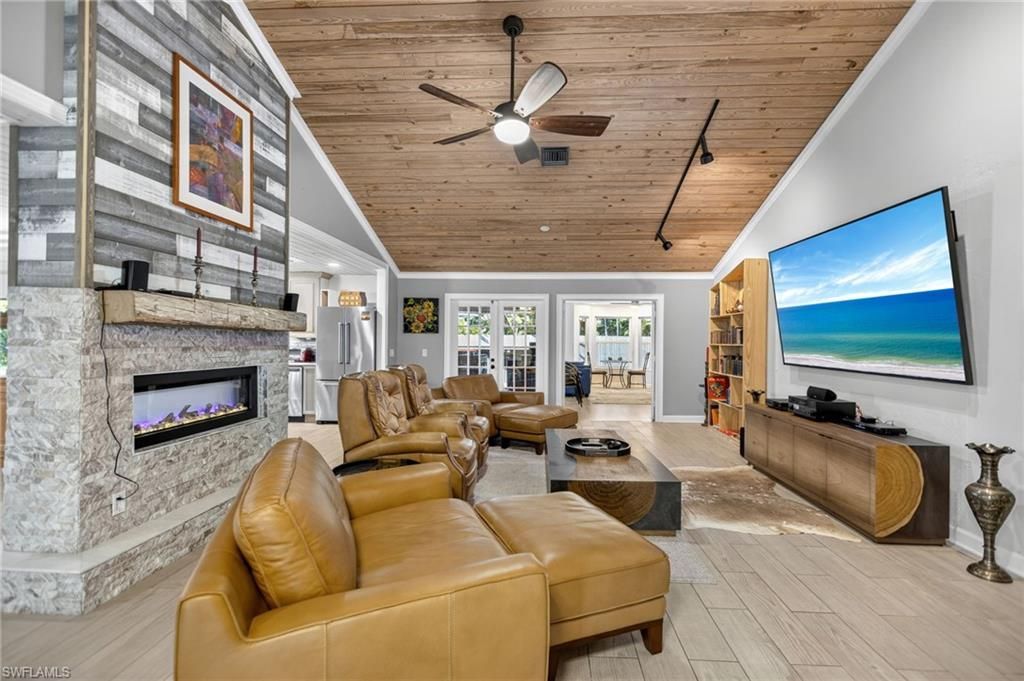 1549 Braeburn Rd, Fort Myers, FL 33919 Photo