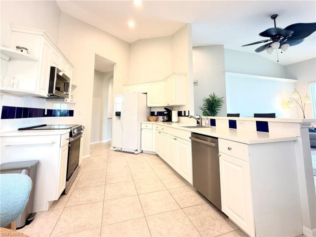6325 Wilshire Pines Cir, Unit 308, Naples, FL 34109 Photo