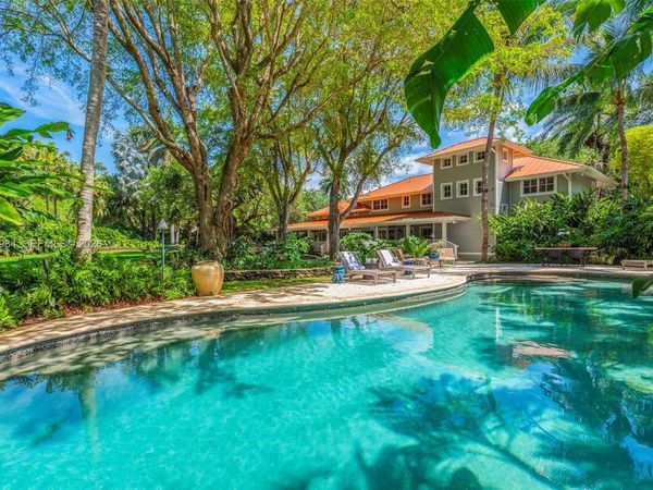 5400 Kerwood Oaks Dr, Coral Gables, FL 33156