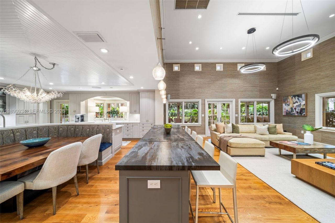 5400 Kerwood Oaks Dr, Coral Gables, FL 33156 Photo