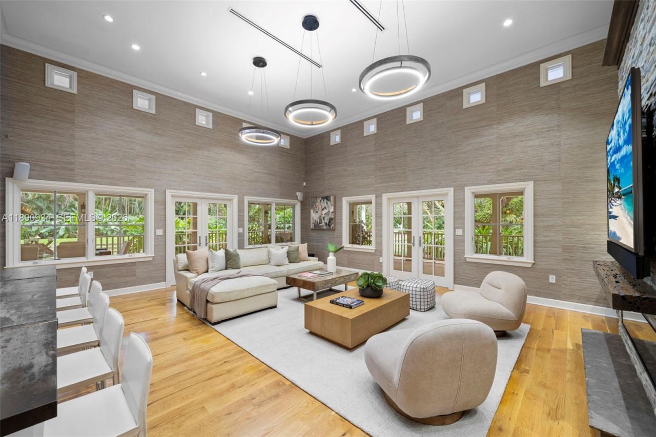 5400 Kerwood Oaks Dr, Coral Gables, FL 33156 Photo