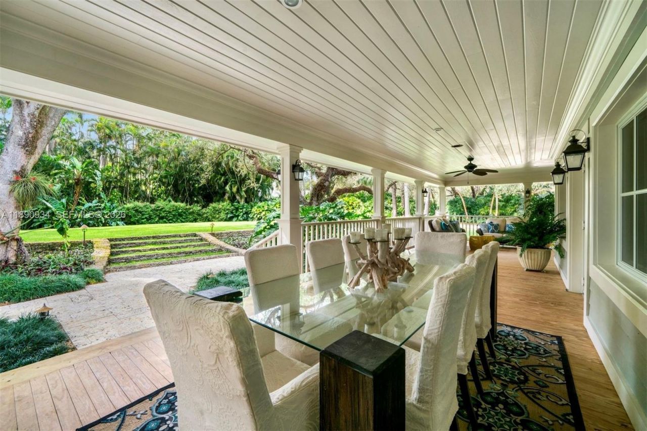 5400 Kerwood Oaks Dr, Coral Gables, FL 33156 Photo