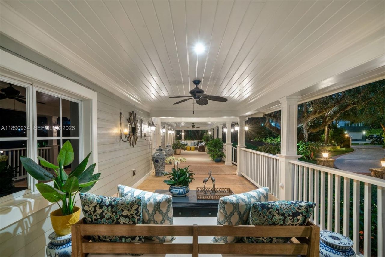 5400 Kerwood Oaks Dr, Coral Gables, FL 33156 Photo