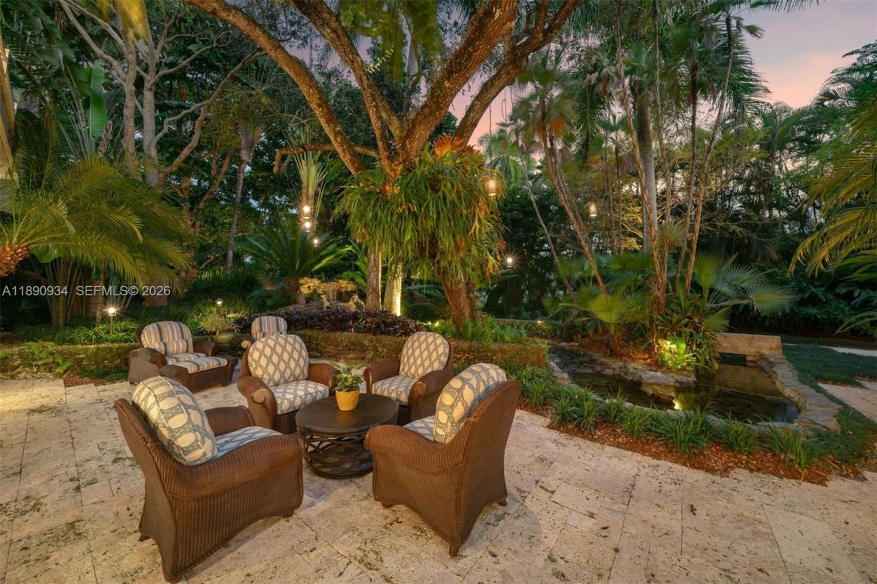5400 Kerwood Oaks Dr, Coral Gables, FL 33156 Photo
