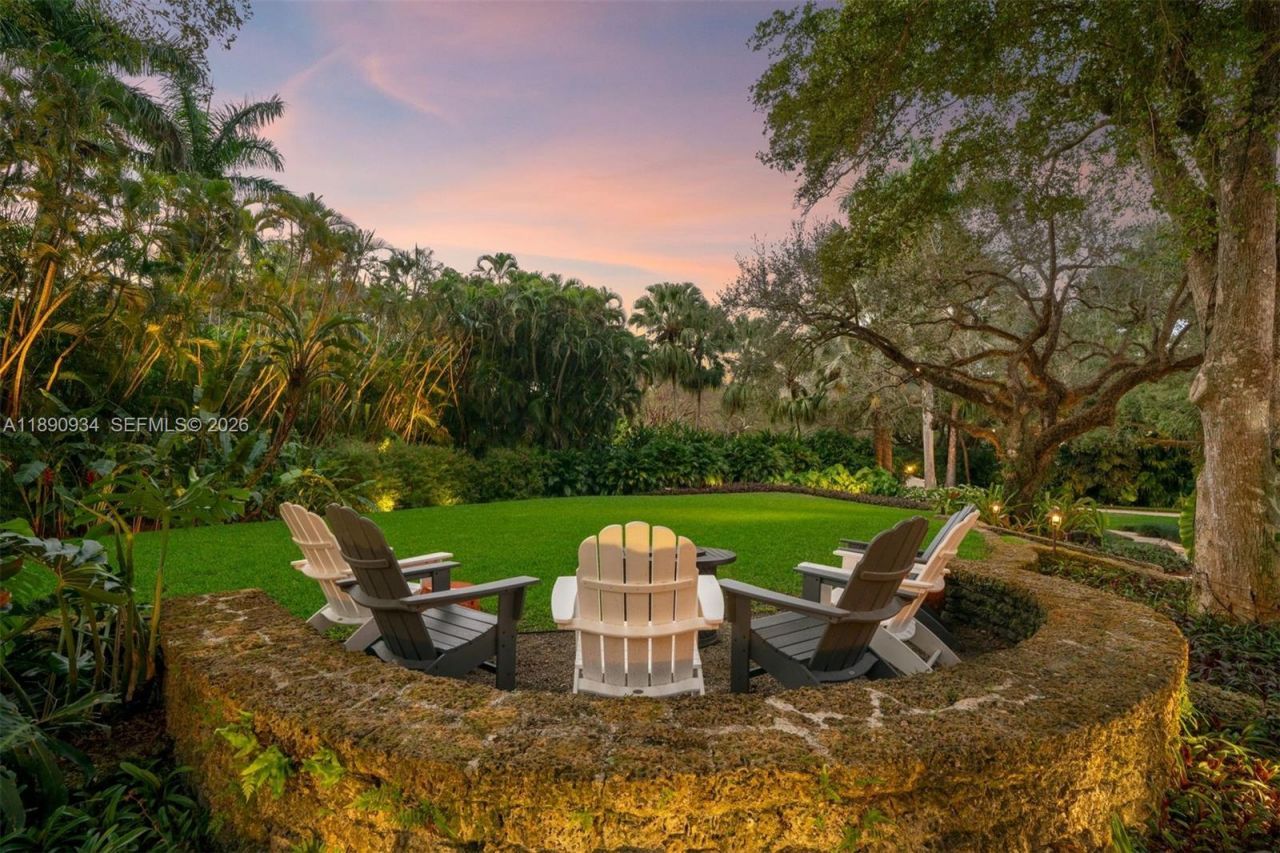 5400 Kerwood Oaks Dr, Coral Gables, FL 33156 Photo