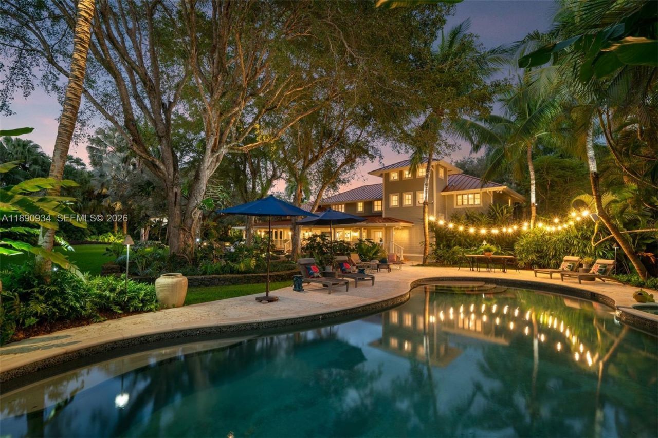 5400 Kerwood Oaks Dr, Coral Gables, FL 33156 Photo