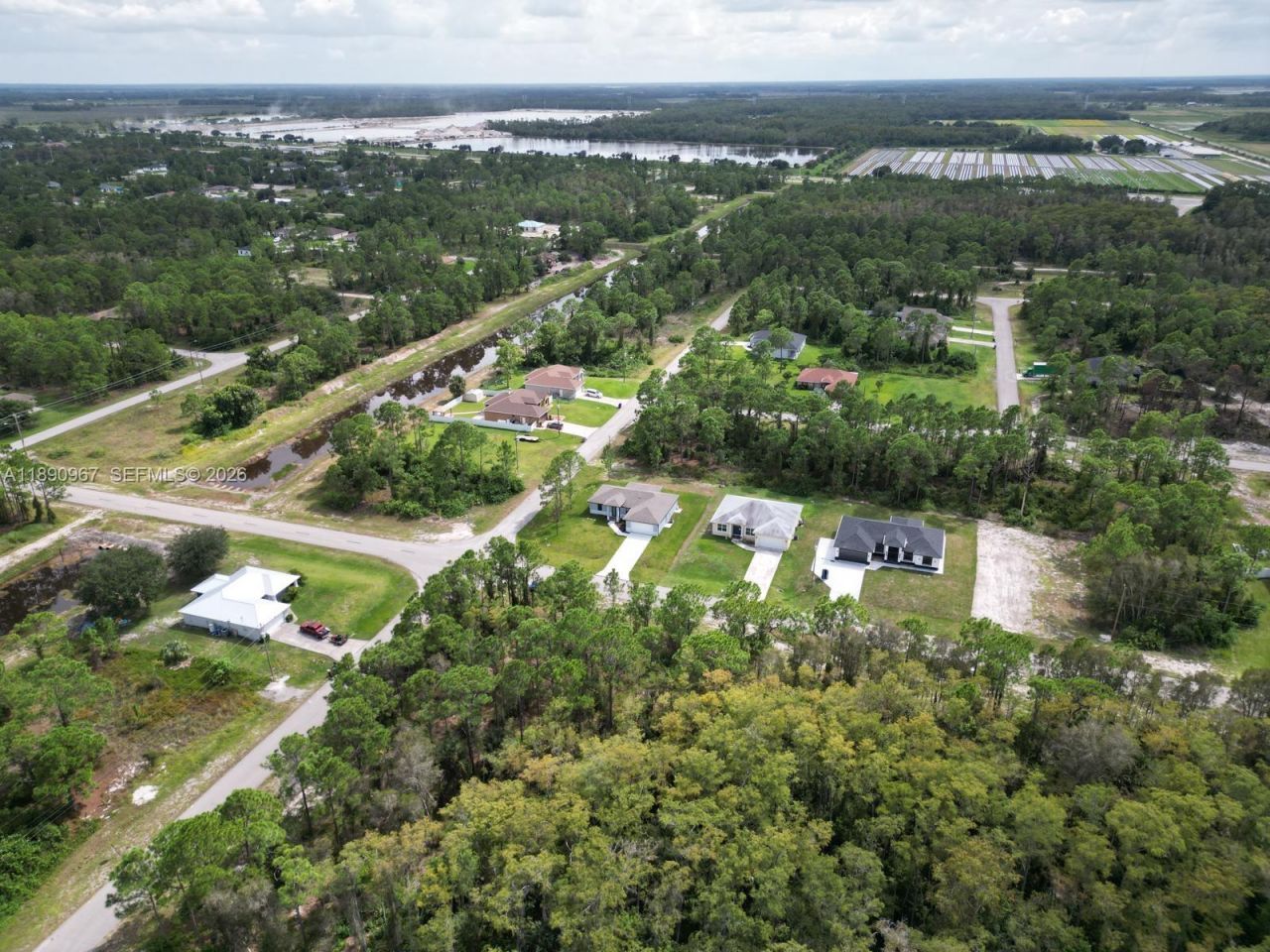 672 Nimitz Blvd, Lehigh Acres, FL 33974 Photo