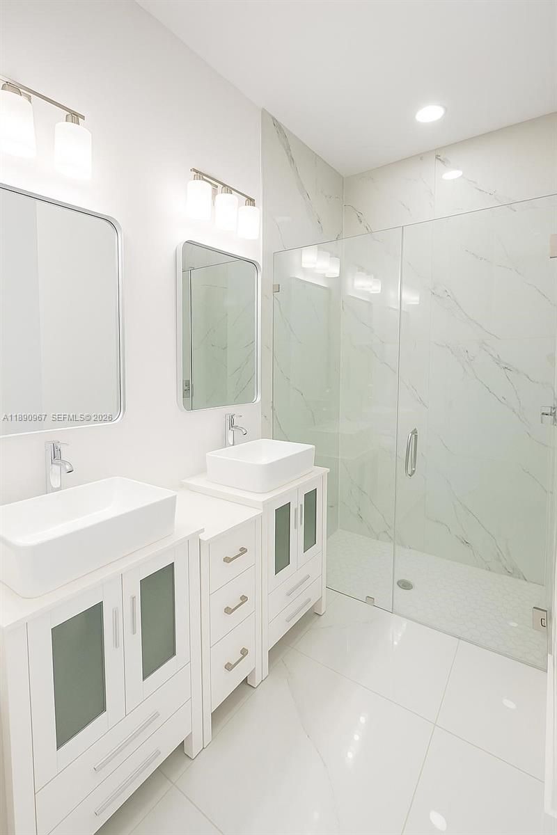 672 Nimitz Blvd, Lehigh Acres, FL 33974 Photo