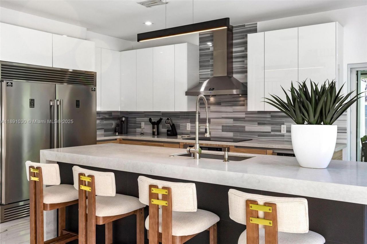 1651 SW 13th Ave, Unit na, Miami, FL 33145 Photo