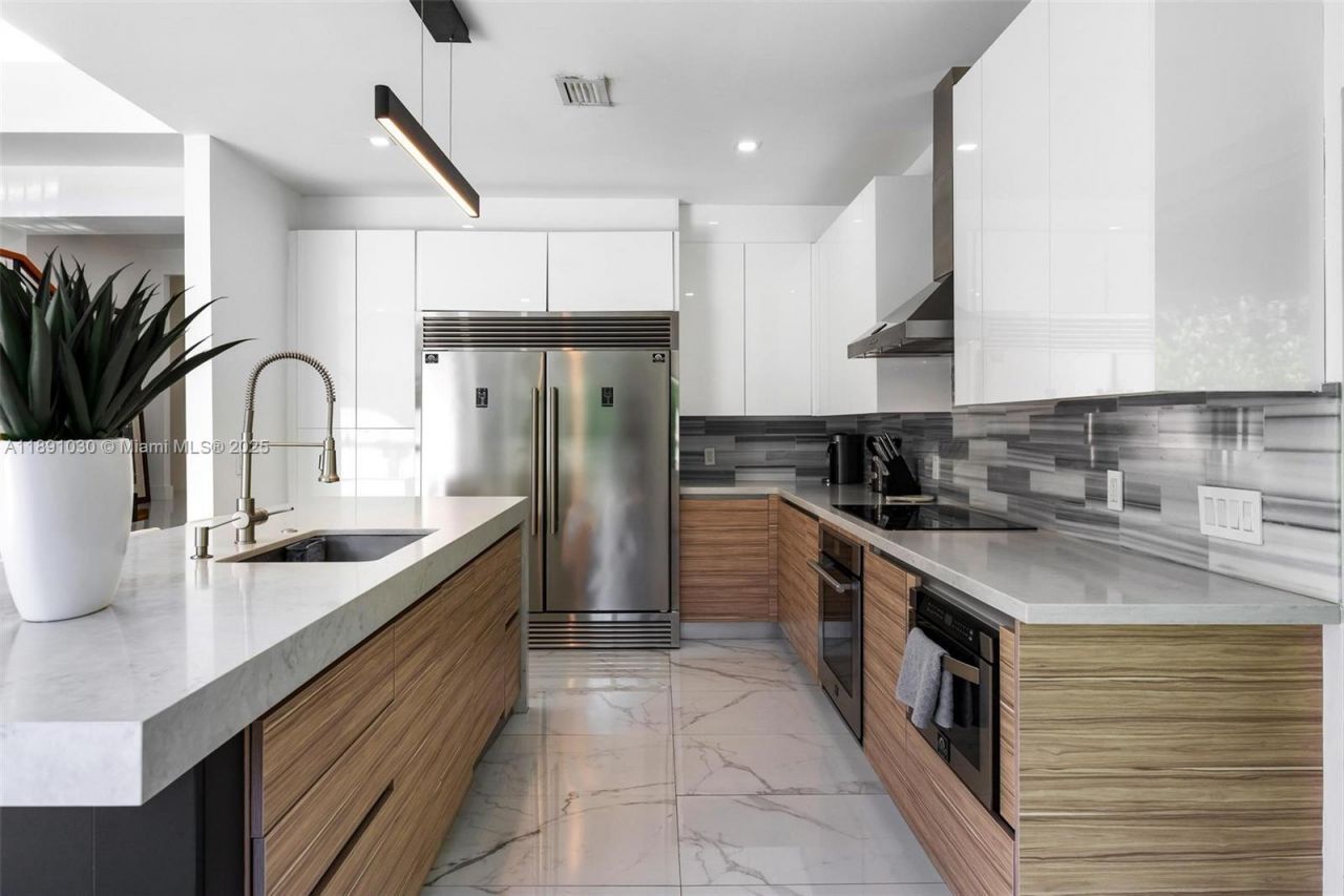 1651 SW 13th Ave, Unit na, Miami, FL 33145 Photo