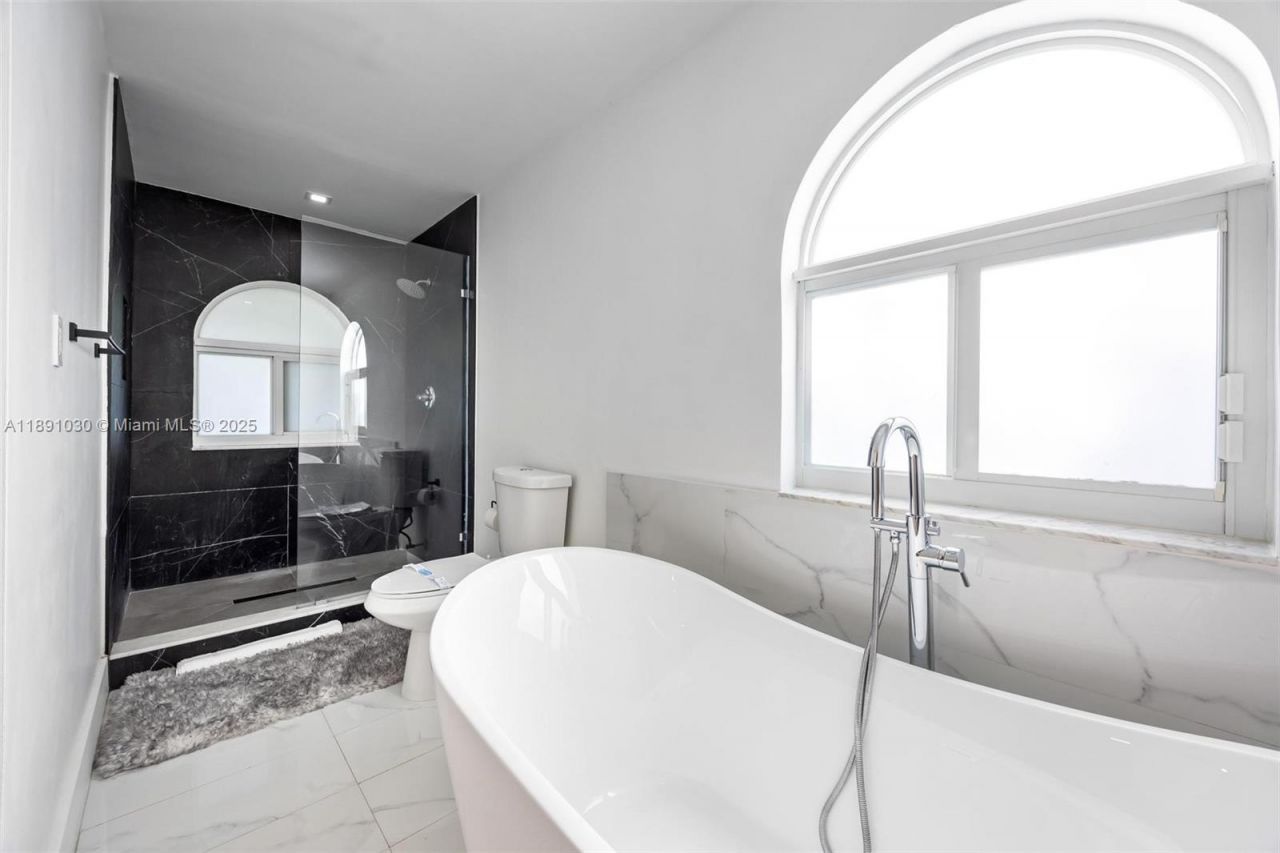 1651 SW 13th Ave, Unit na, Miami, FL 33145 Photo