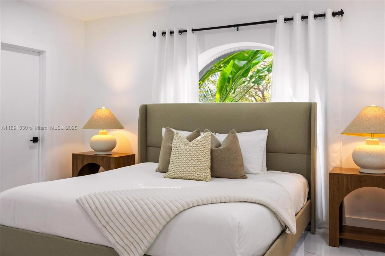 1651 SW 13th Ave, Unit na, Miami, FL 33145 Photo