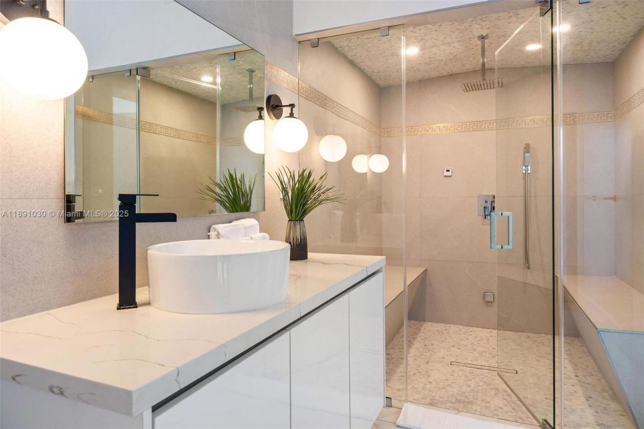 1651 SW 13th Ave, Unit na, Miami, FL 33145 Photo