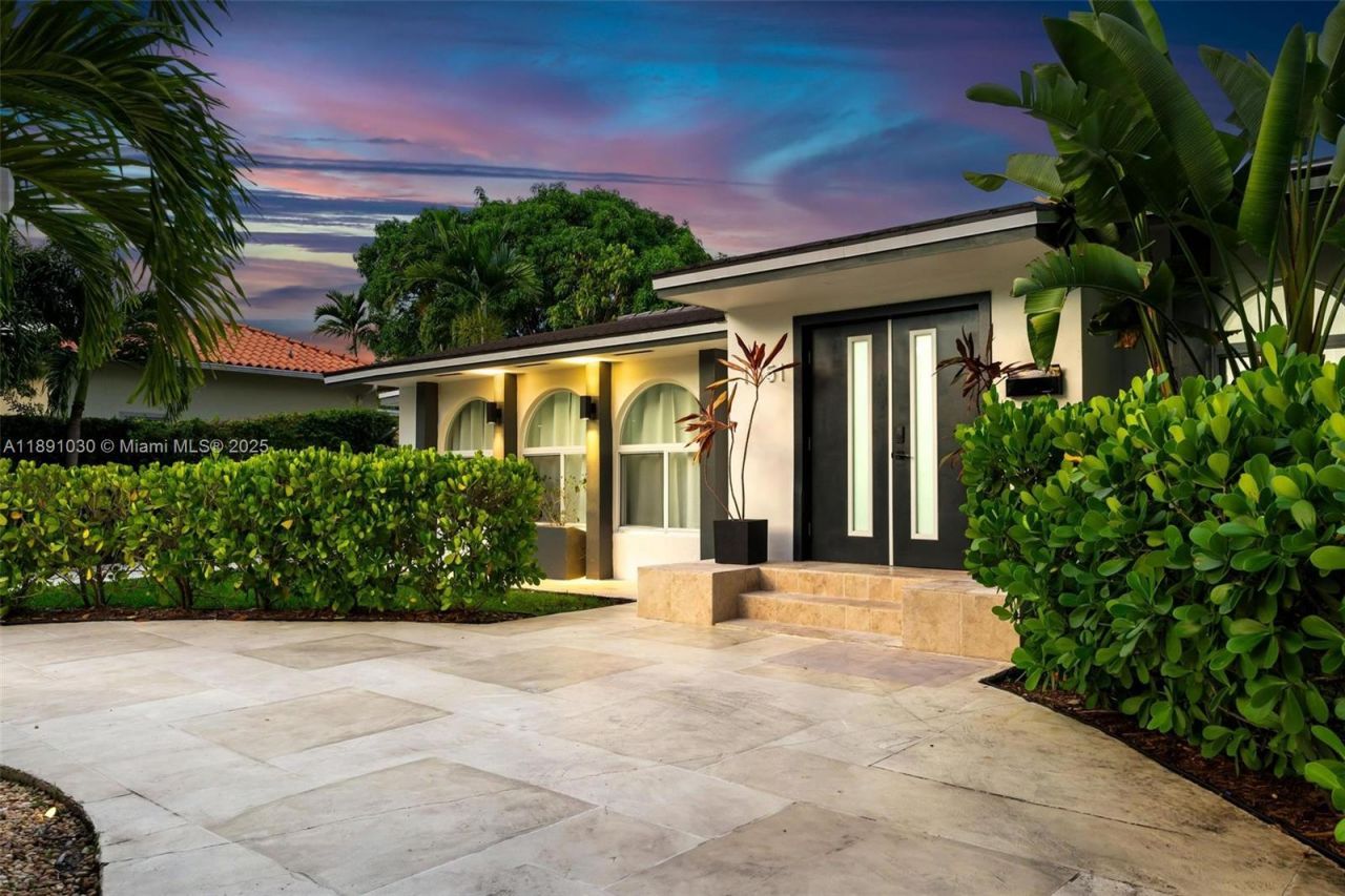 1651 SW 13th Ave, Unit na, Miami, FL 33145 Photo