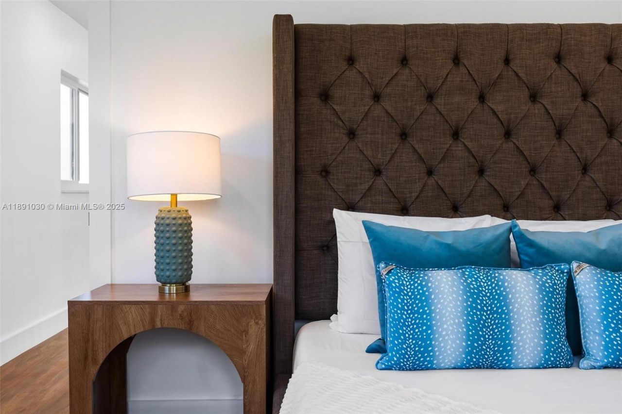 1651 SW 13th Ave, Unit na, Miami, FL 33145 Photo