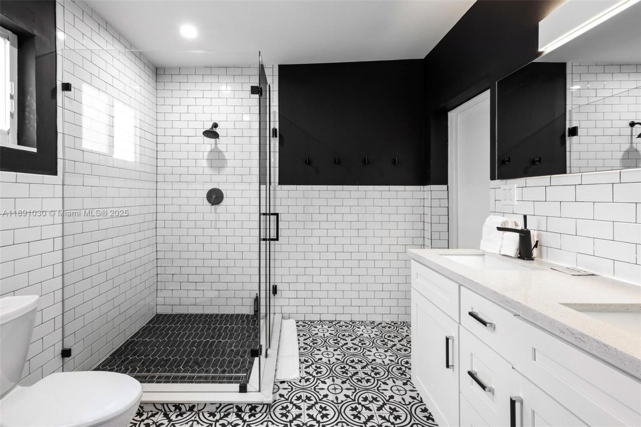 1651 SW 13th Ave, Unit na, Miami, FL 33145 Photo