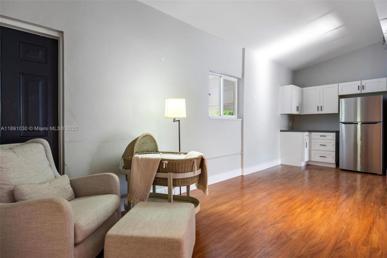 1651 SW 13th Ave, Unit na, Miami, FL 33145 Photo