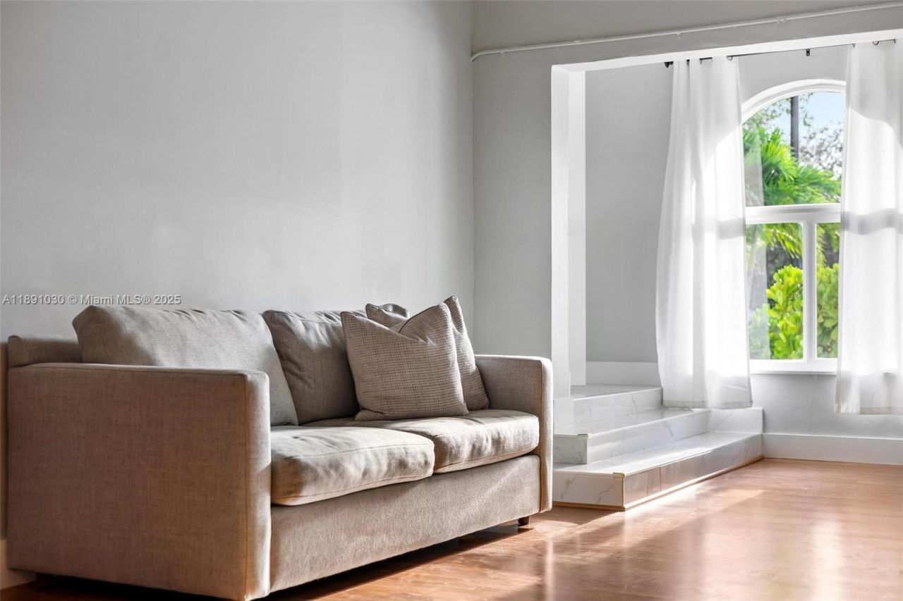 1651 SW 13th Ave, Unit na, Miami, FL 33145 Photo