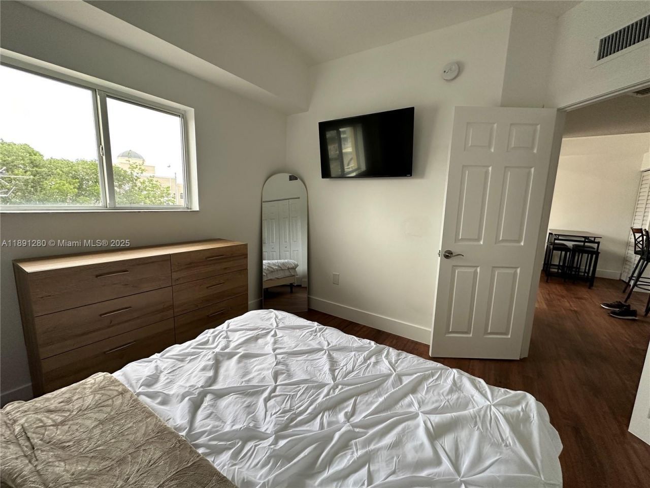 1638 SW 3rd St, Unit 303, Miami, FL 33135 Photo