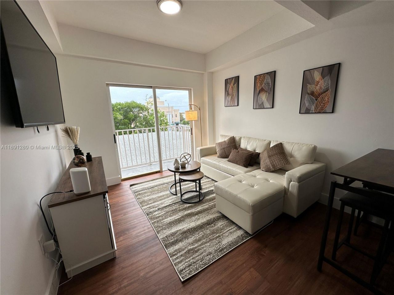 1638 SW 3rd St, Unit 303, Miami, FL 33135 Photo