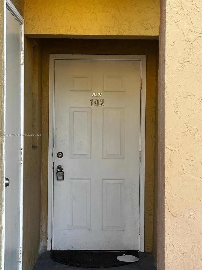 2421 NW 56th Ave, Unit 2-102, Lauderhill, FL 33313 Photo