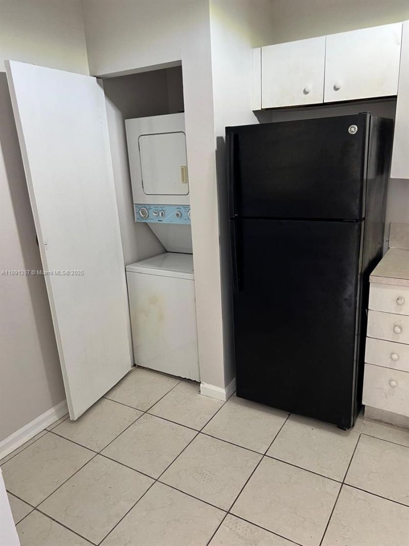 2421 NW 56th Ave, Unit 2-102, Lauderhill, FL 33313 Photo