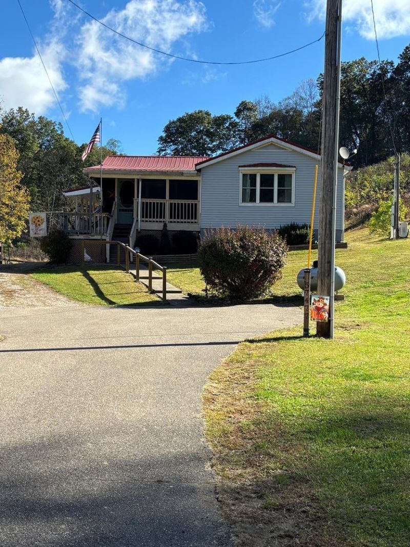 57477 Pretty Run Road, McArthur, OH 45651 Main Photo