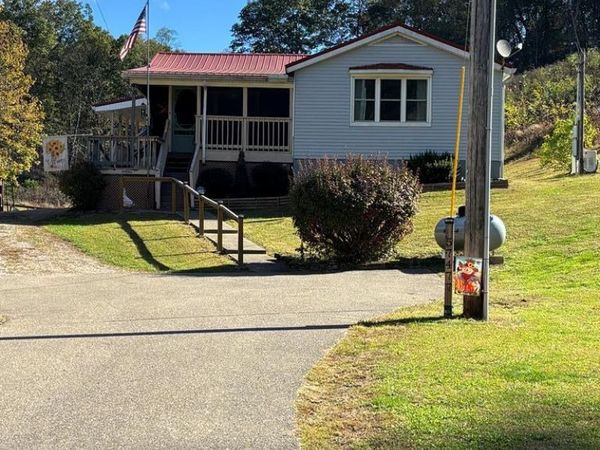 57477 Pretty Run Road, McArthur, OH 45651