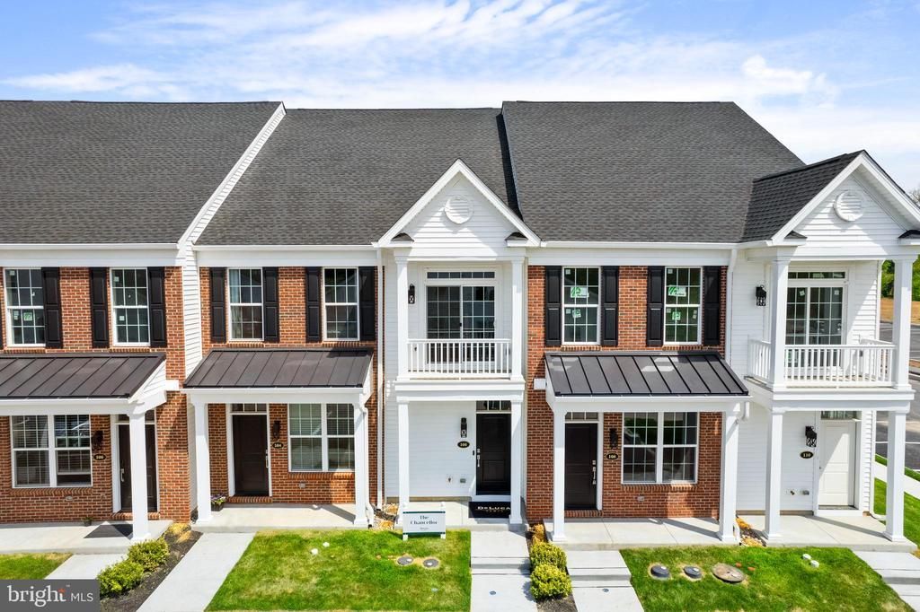 90 Cedar Circle, Unit 66, Levittown, PA 19055 Main Photo