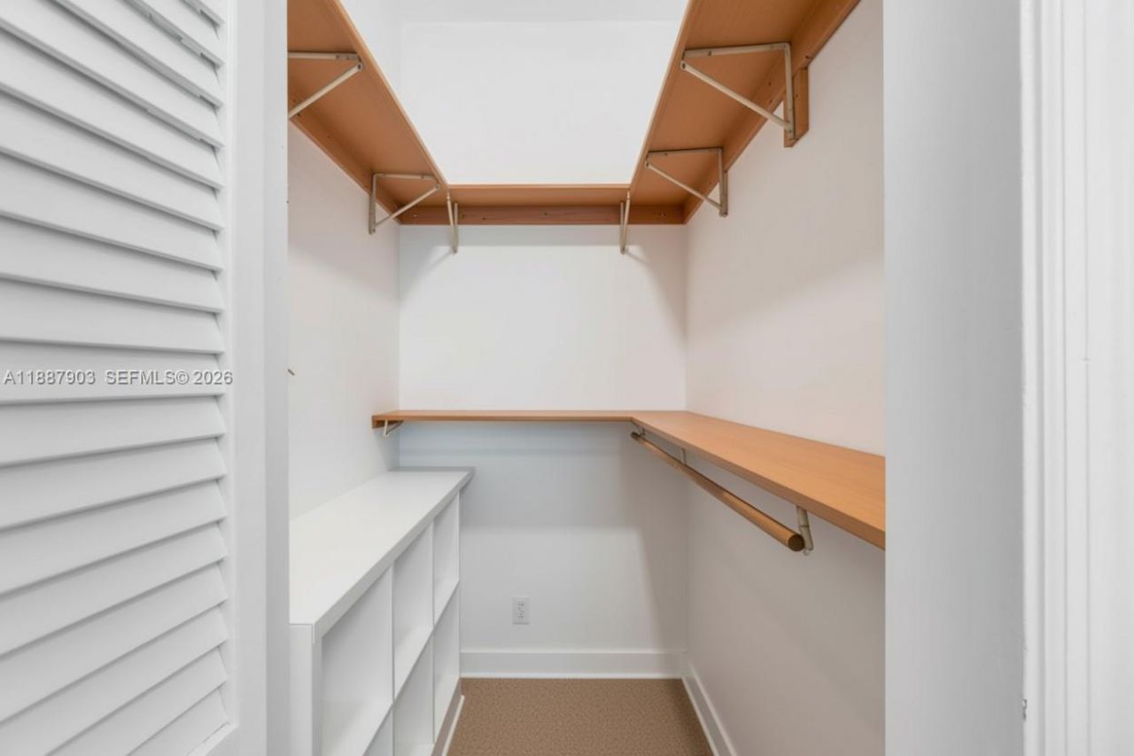 3067 Center St, Unit 17, Miami, FL 33133 Photo