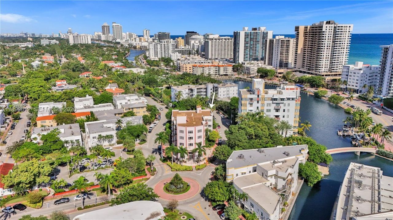 255 W 24th St, Unit 204, Miami Beach, FL 33140 Photo