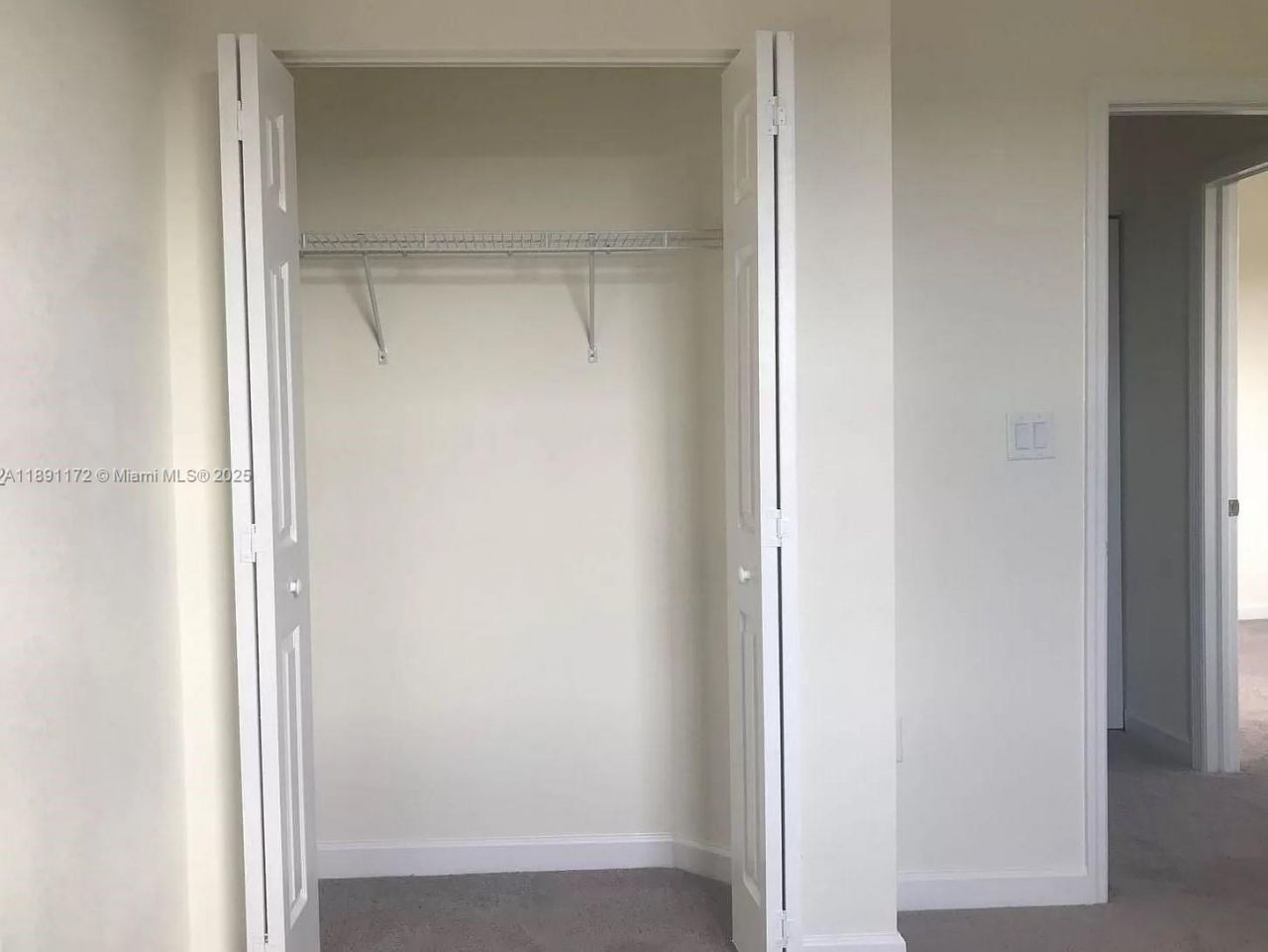 10401 W 32nd Ln, Hialeah, FL 33018 Photo