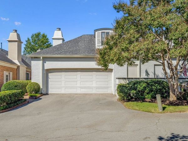 241 BARONNE PL, Unit 24, Memphis, TN 38117