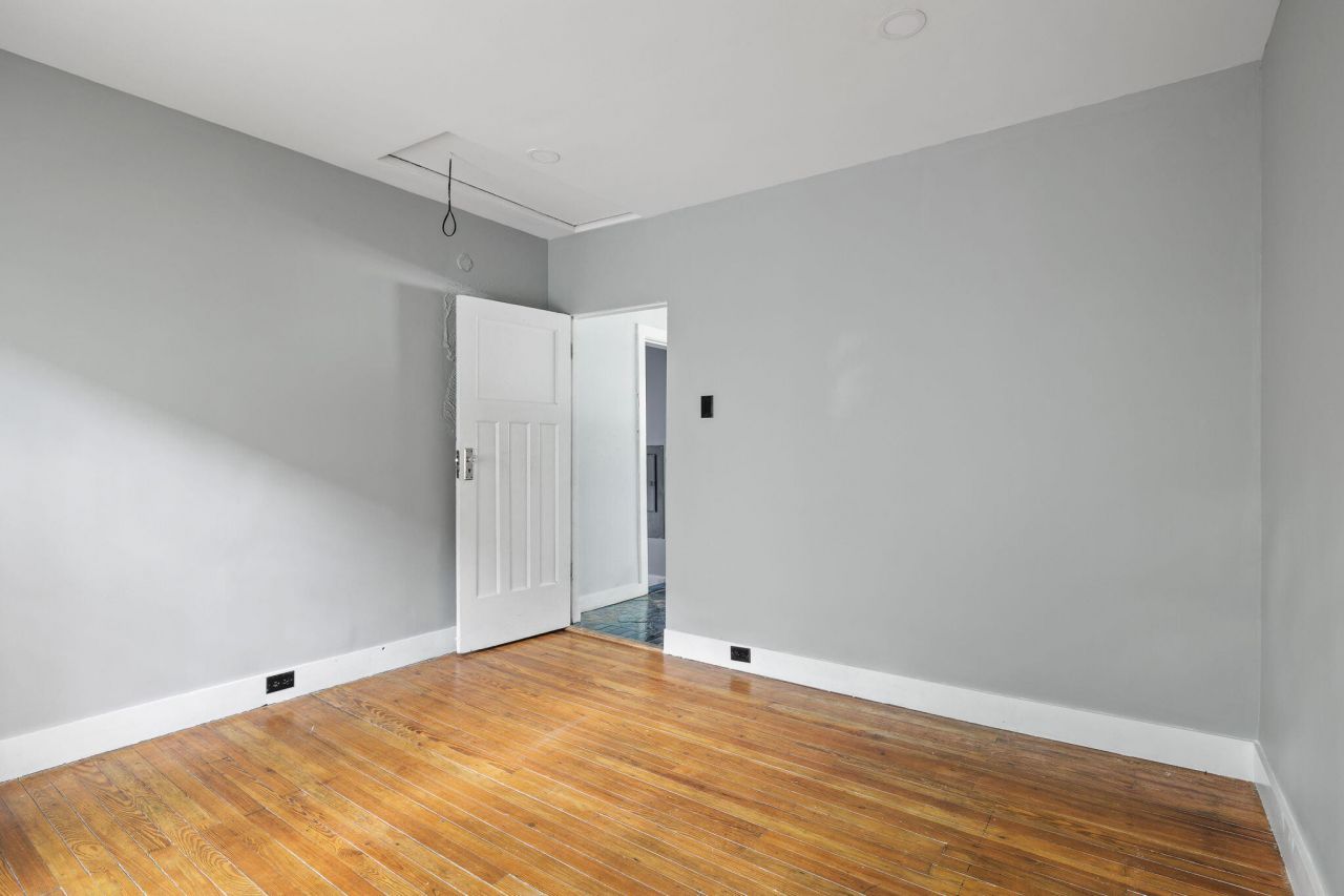 43 N Enston Avenue Photo 23