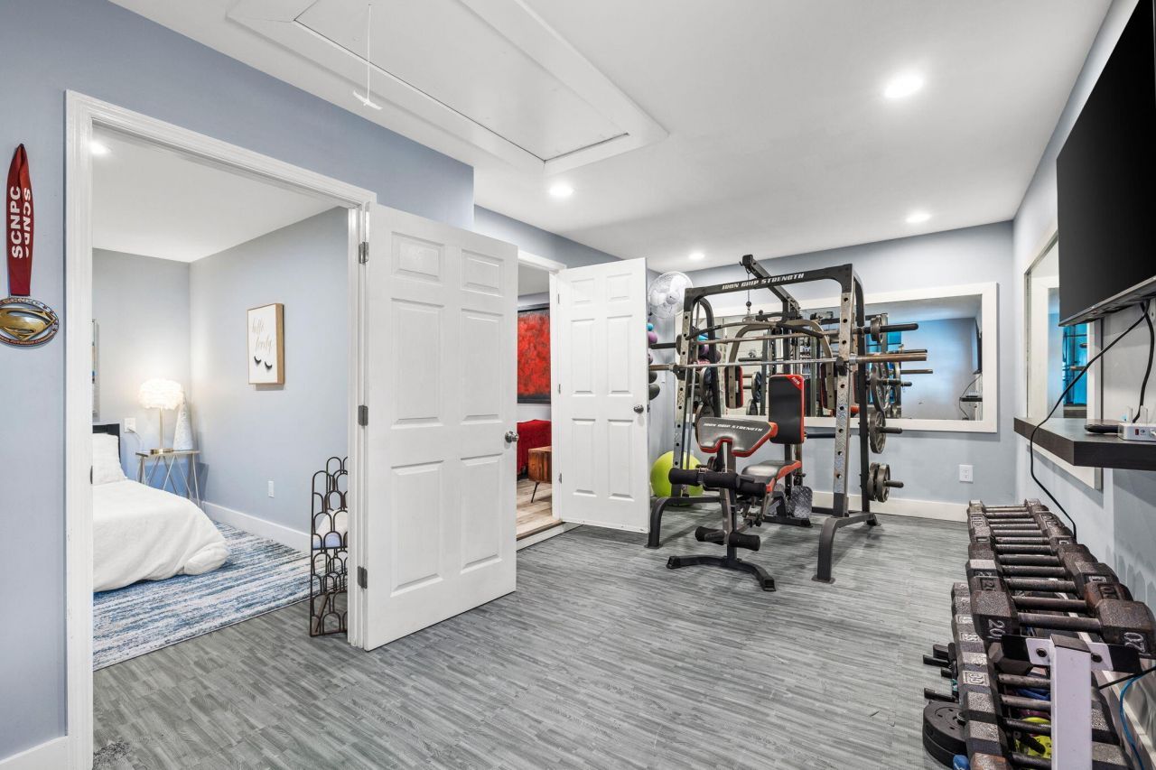 43 N Enston Avenue Photo 25