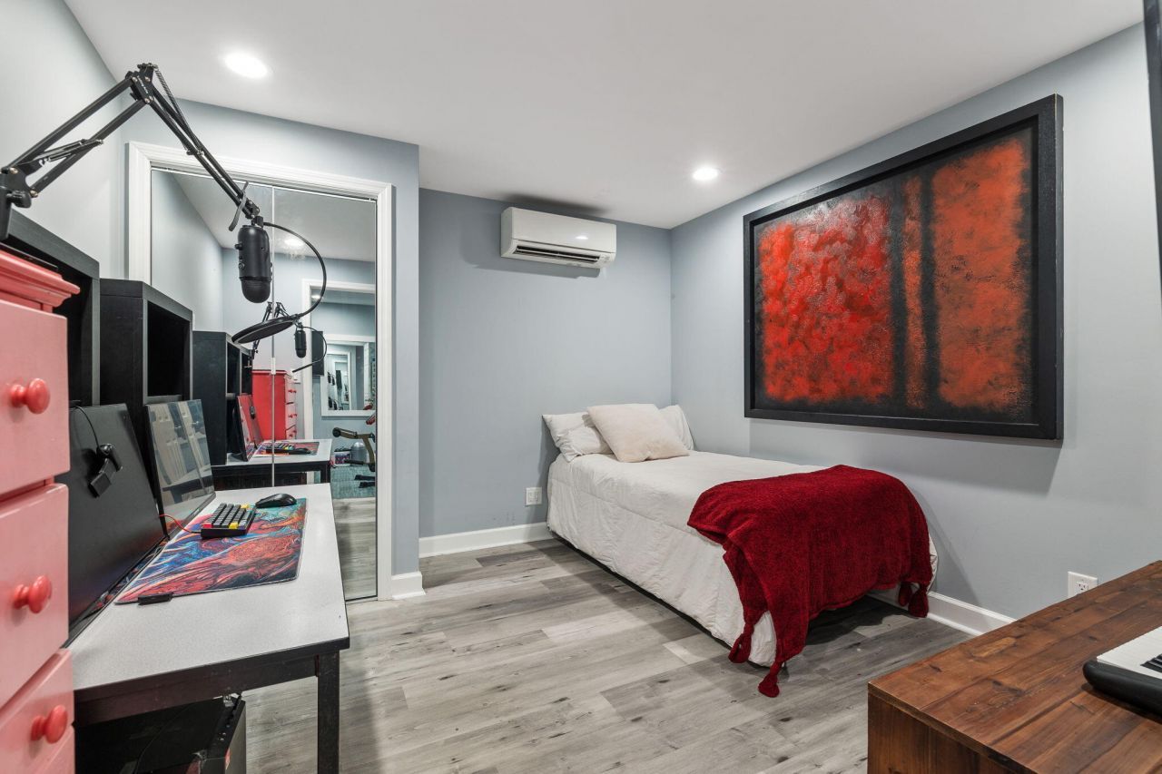 43 N Enston Avenue Photo 29