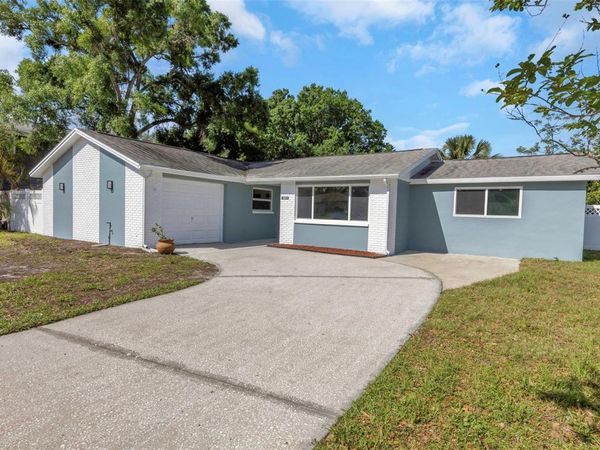 1004 GREENLEAF WAY, TARPON SPRINGS, FL 34689