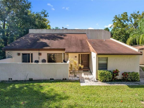 1880 N CRYSTAL LAKE DRIVE, Unit 12, LAKELAND, FL 33801