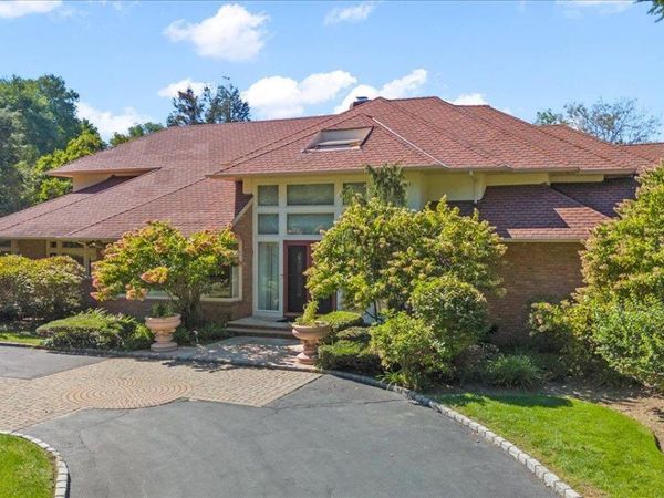 12 Ridge Court, Old Brookville, NY 11545