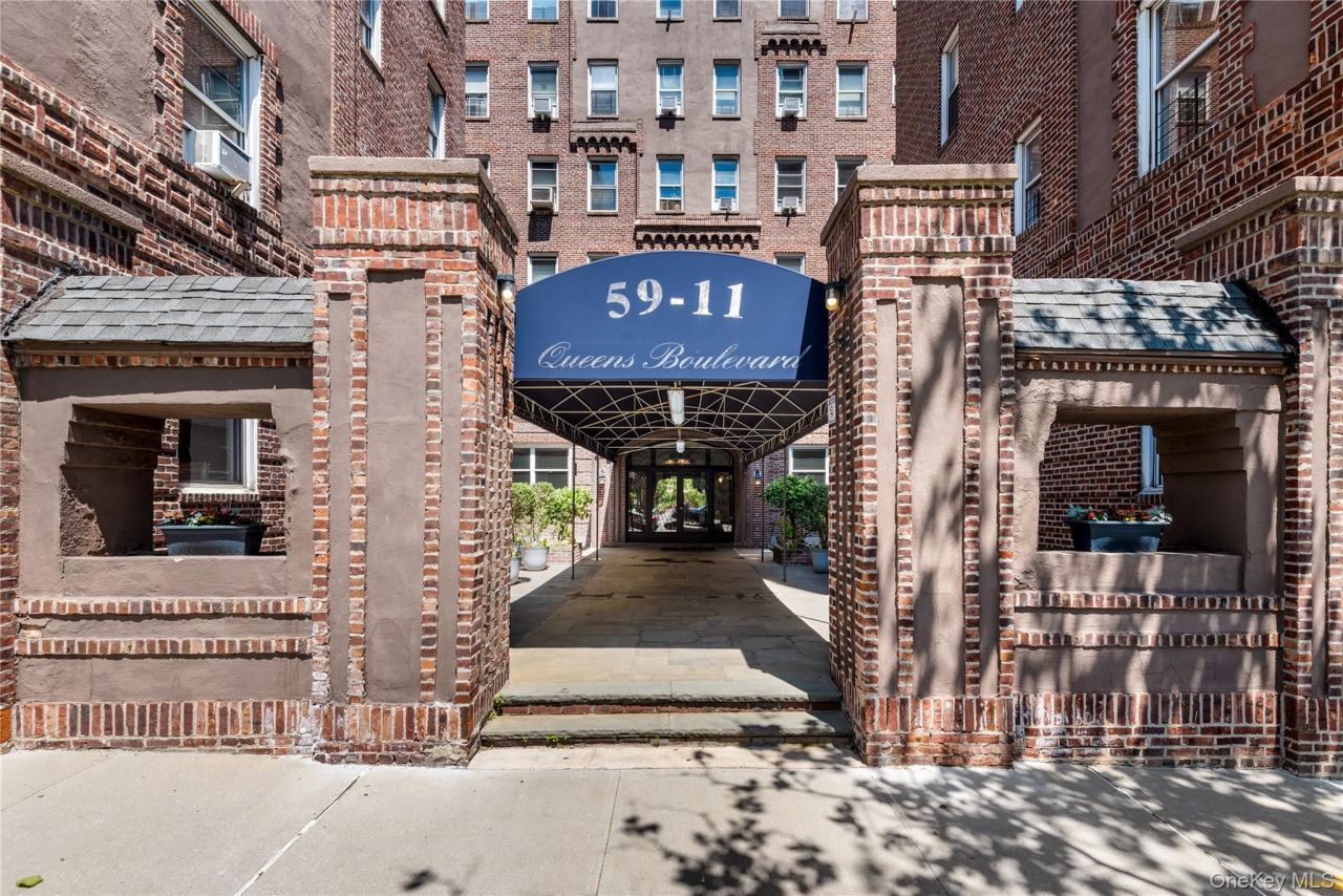 59-11 Queens Boulevard, Unit 4P, Woodside, NY 11377 Main Photo