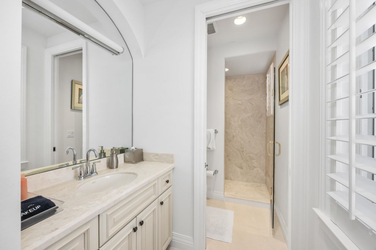 15735 Captiva Dr, Captiva, FL 33924 Photo