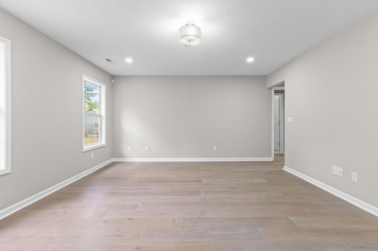 2220 Hillside Street Photo 15